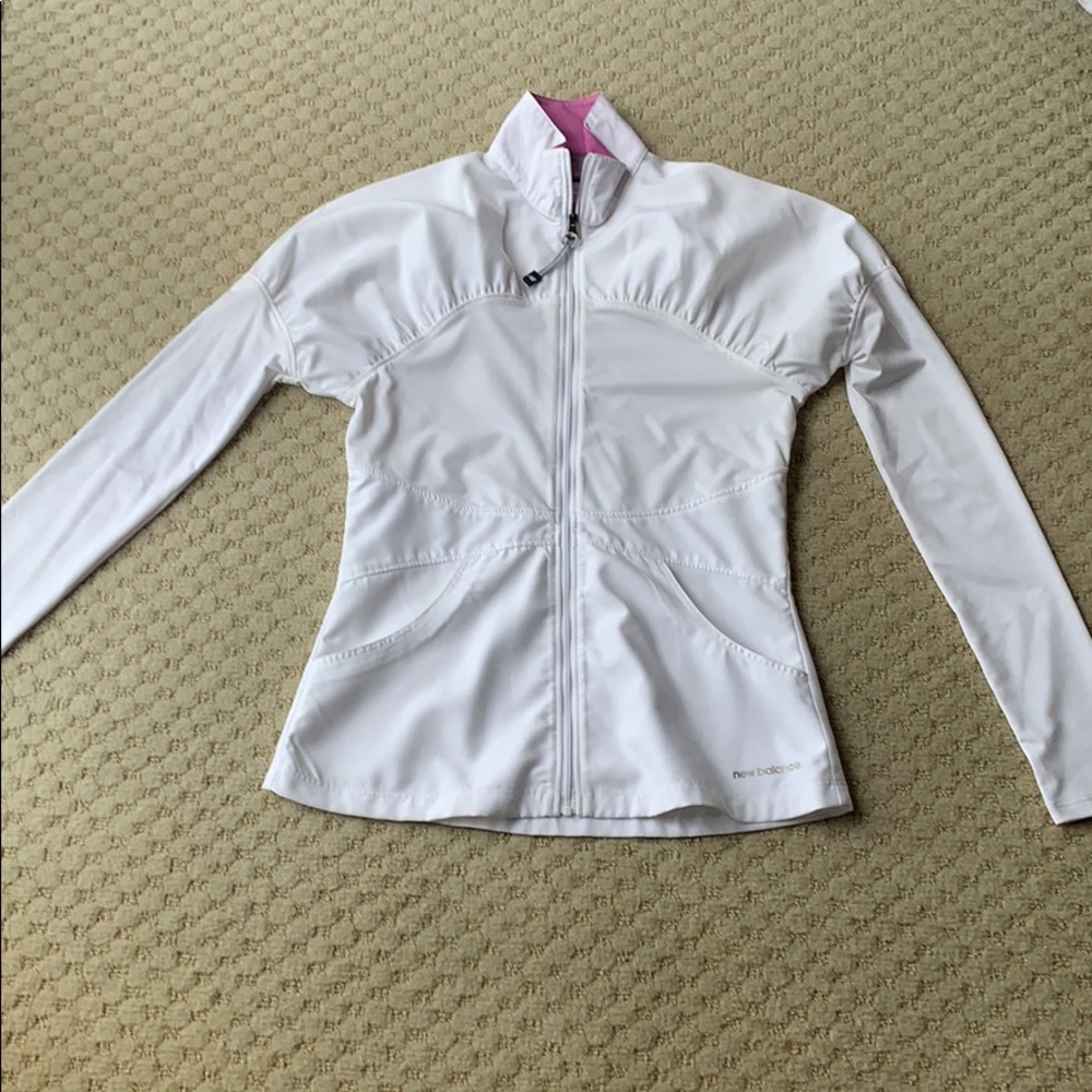 New Balance jacket w/puffy chest, white